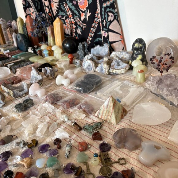 HUGE Crystal Lot! Towers Spheres Jewelry Pendants ETC Wholesale - Picture 9 of 12